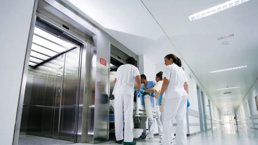 hospital-elevator-comprehensive-guide